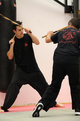 B.S.A. Beladiri Silat Académie travail armes, kali, escrima, arnis self défense efficace et concrète