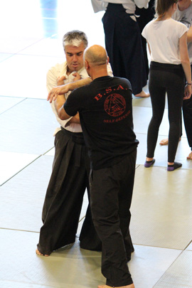 Rencontre B.S.S. / Aïkido, un super stage de 3 heures orchestré conjointement par Laurent GILLI pour le B.S.S. et Stéphane Le Derf pour l'aïkido. 