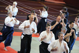 Rencontre B.S.S. / Aïkido, un super stage de 3 heures orchestré conjointement par Laurent GILLI pour le B.S.S. et Stéphane Le Derf pour l'aïkido. 