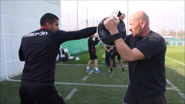 B.S.A. rencontre et initie les gardiens de buts de l'OGC NICE au B.S.S. 