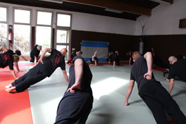 Un cours d’initiation au B.S.S. a eu lieu le 18 mars en faveur de l'association Shameless Women afin de récolter des fonds.
Merci de votre présence à tous et à bientôt pour un autre stage. 