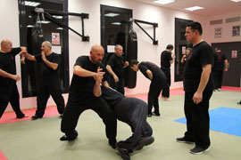 B.S.A. Beladiri Silat Académie travail mains nues, self défense efficace et concrète